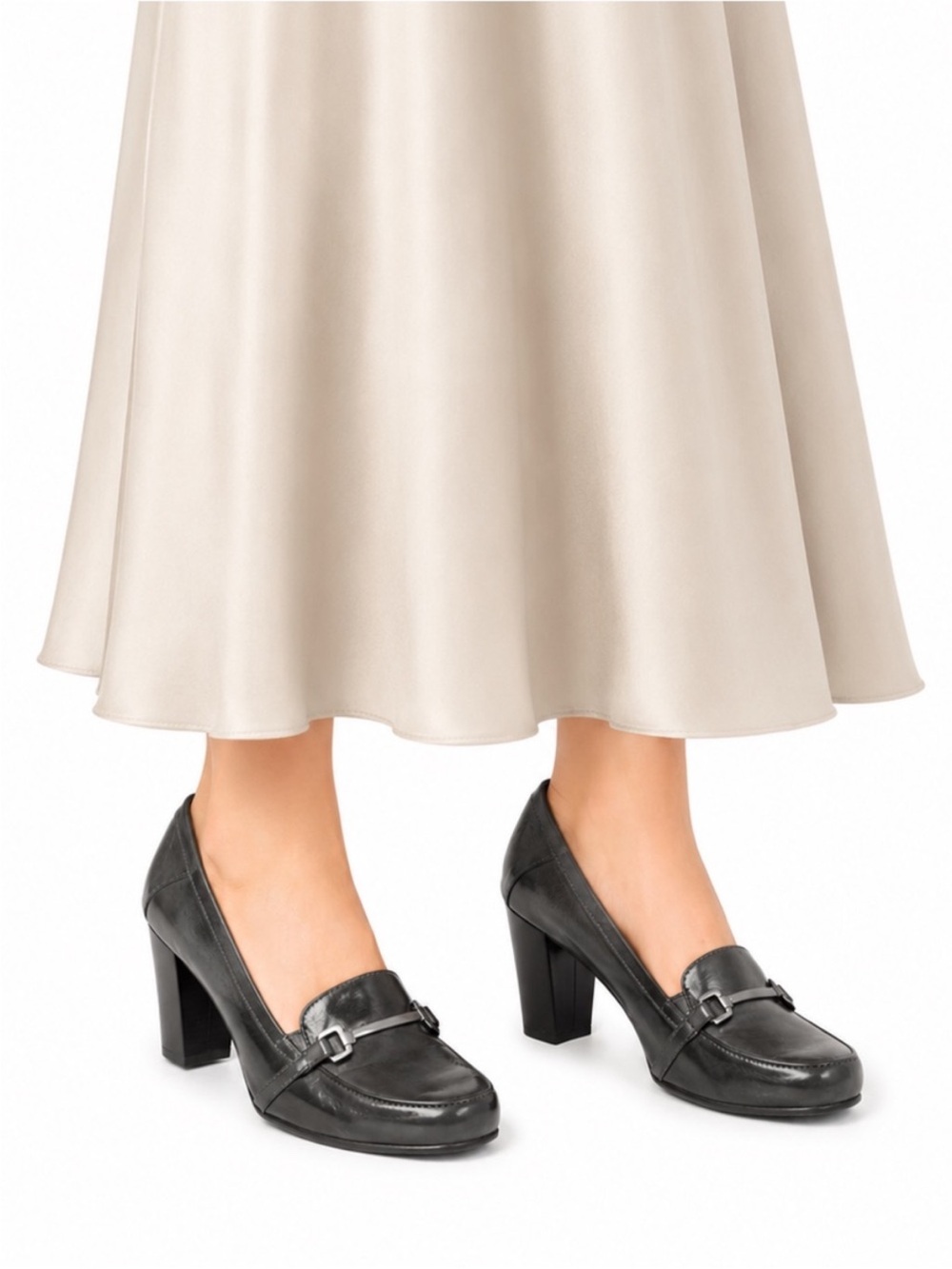 Size 9.5 Naturalizer Women’s Dark Grey Patent Loafer Pump Block Heel Shoes